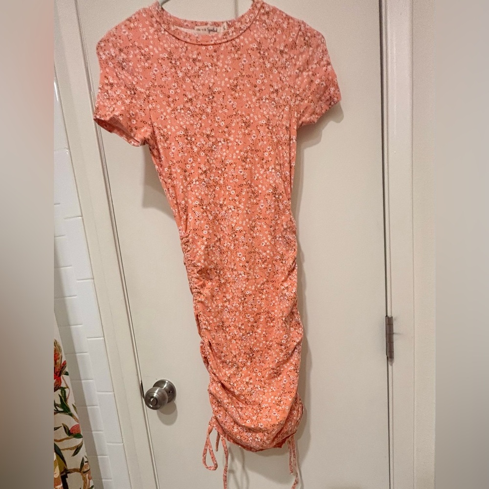 Live to be Spoiled Floral Peach Mini Dress Xsmall unique